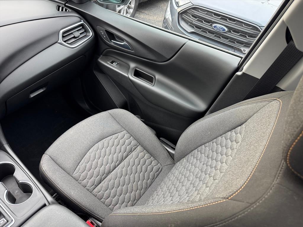 used 2021 Chevrolet Equinox car, priced at $19,633