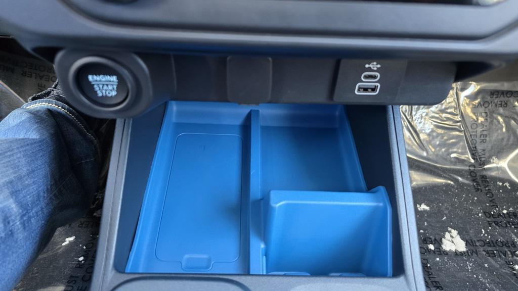 new 2025 Ford Maverick car, priced at $35,575