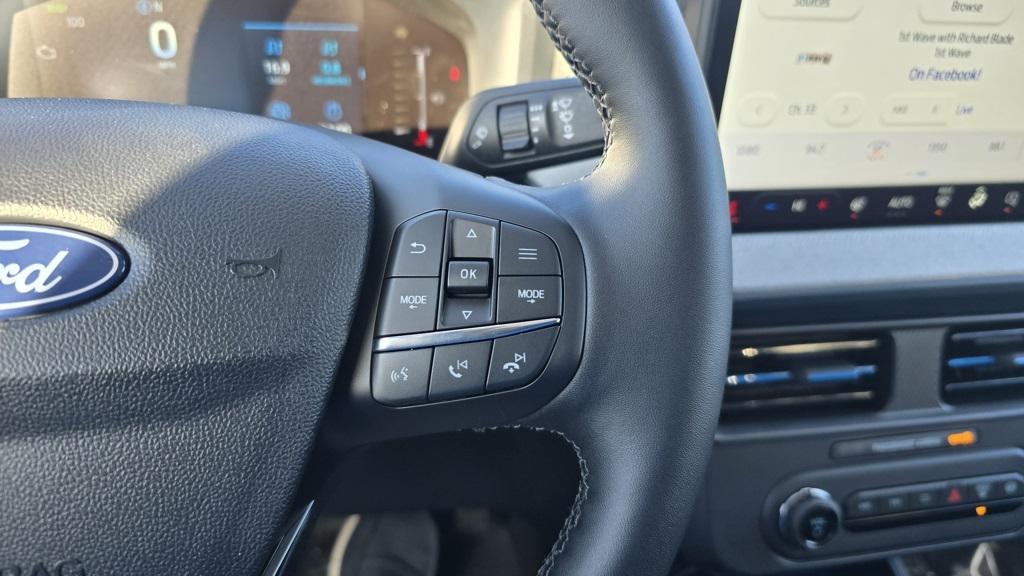 new 2025 Ford Maverick car, priced at $35,575