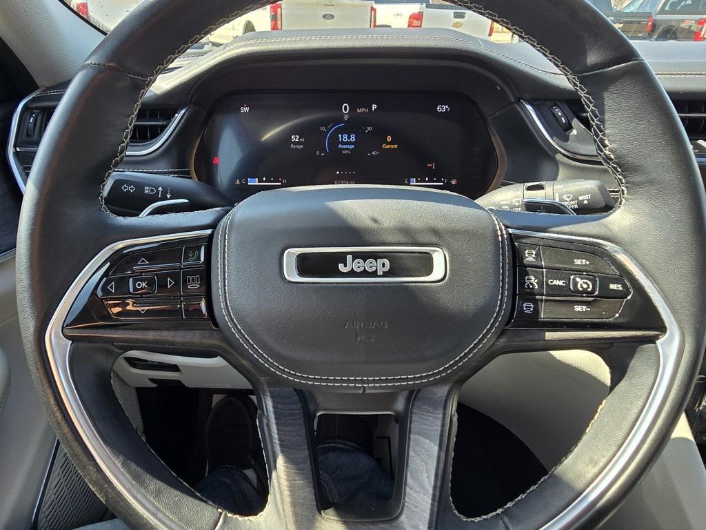 used 2022 Jeep Grand Cherokee car, priced at $33,794