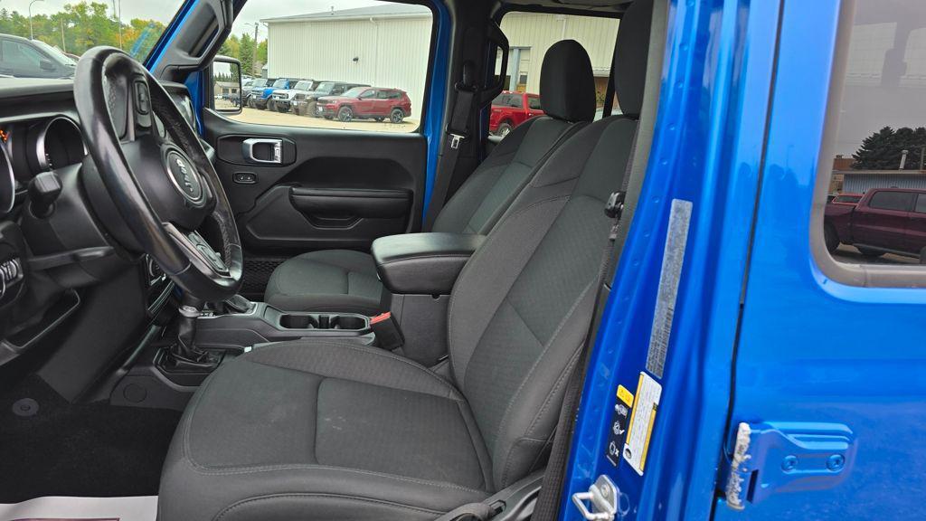 used 2022 Jeep Gladiator car, priced at $32,995