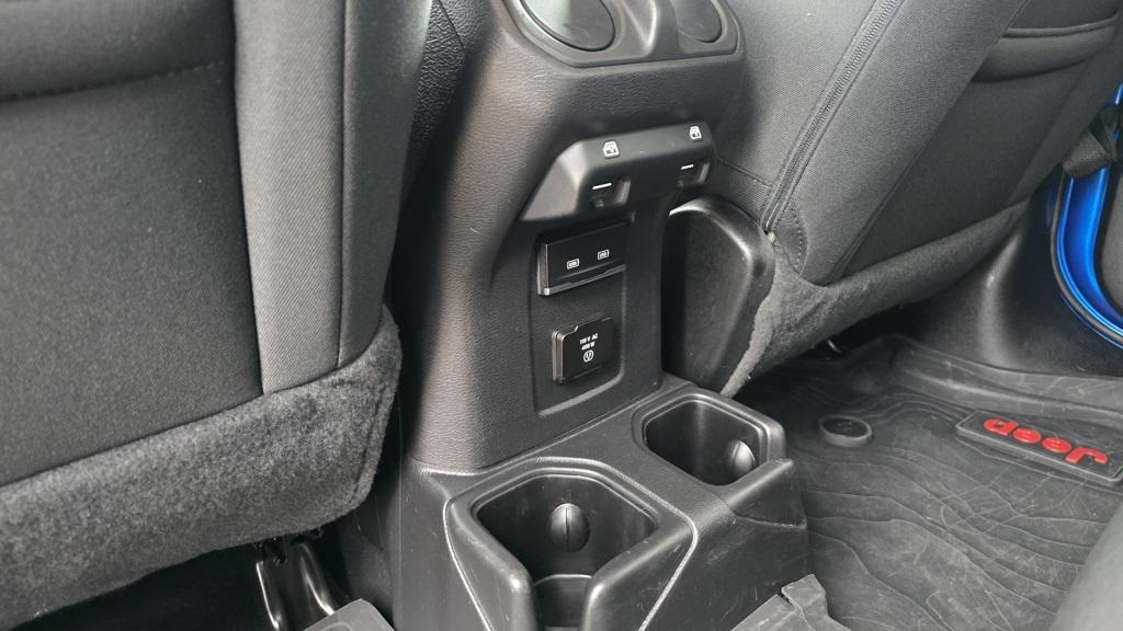 used 2022 Jeep Gladiator car, priced at $32,995