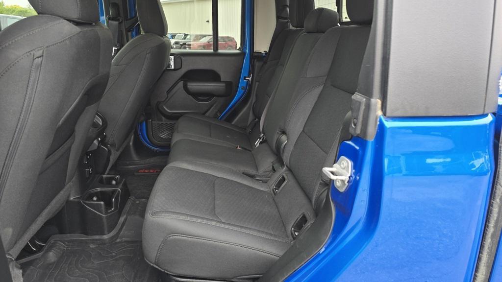 used 2022 Jeep Gladiator car, priced at $32,995