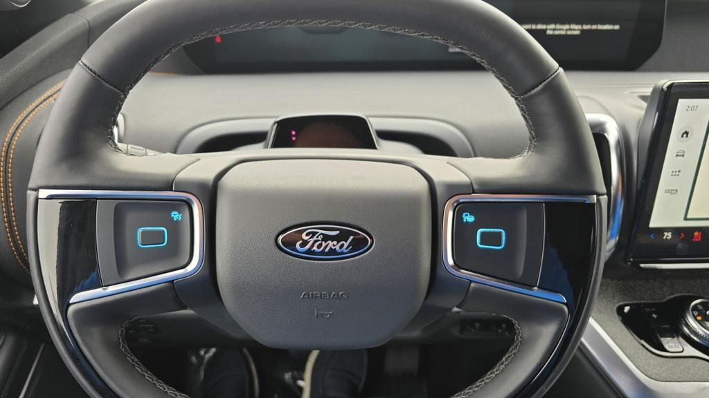 new 2025 Ford Expedition car, priced at $84,630