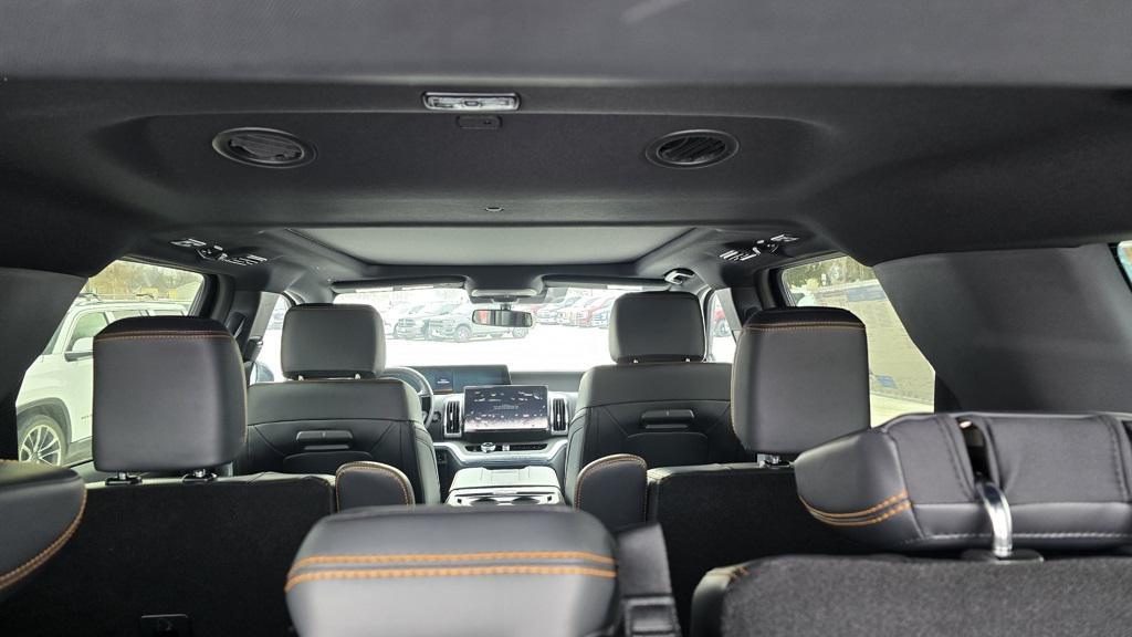 new 2025 Ford Expedition car, priced at $84,630