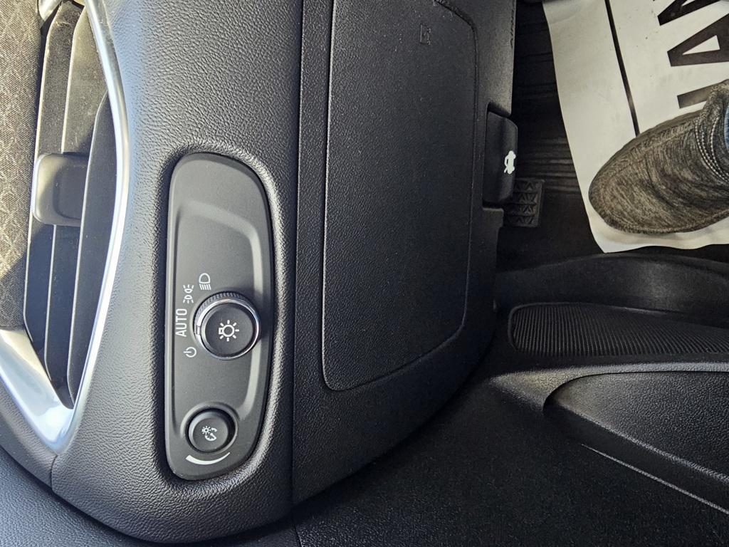 used 2017 Chevrolet Malibu car, priced at $10,995