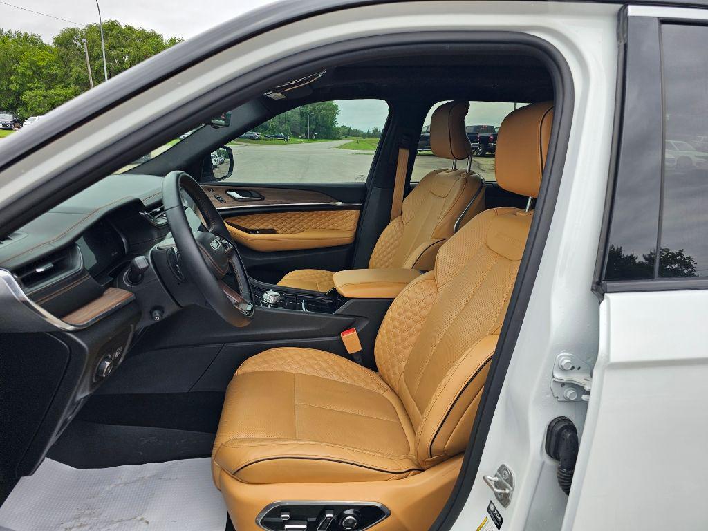 used 2023 Jeep Grand Cherokee L car, priced at $42,974