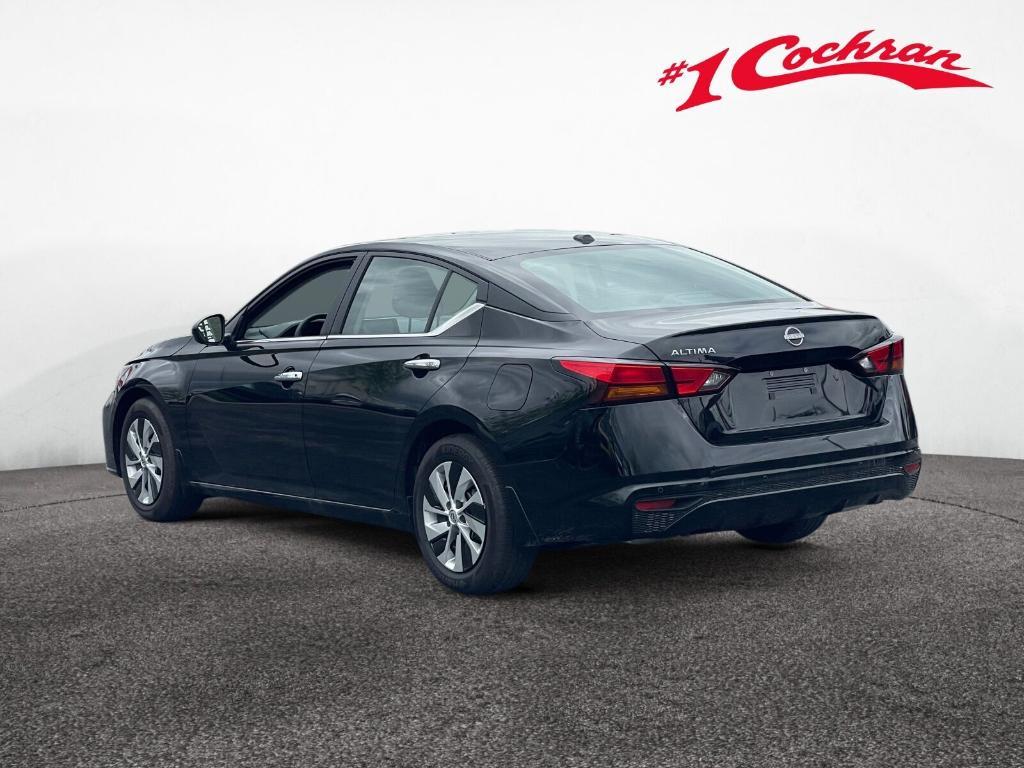 new 2025 Nissan Altima car, priced at $27,542