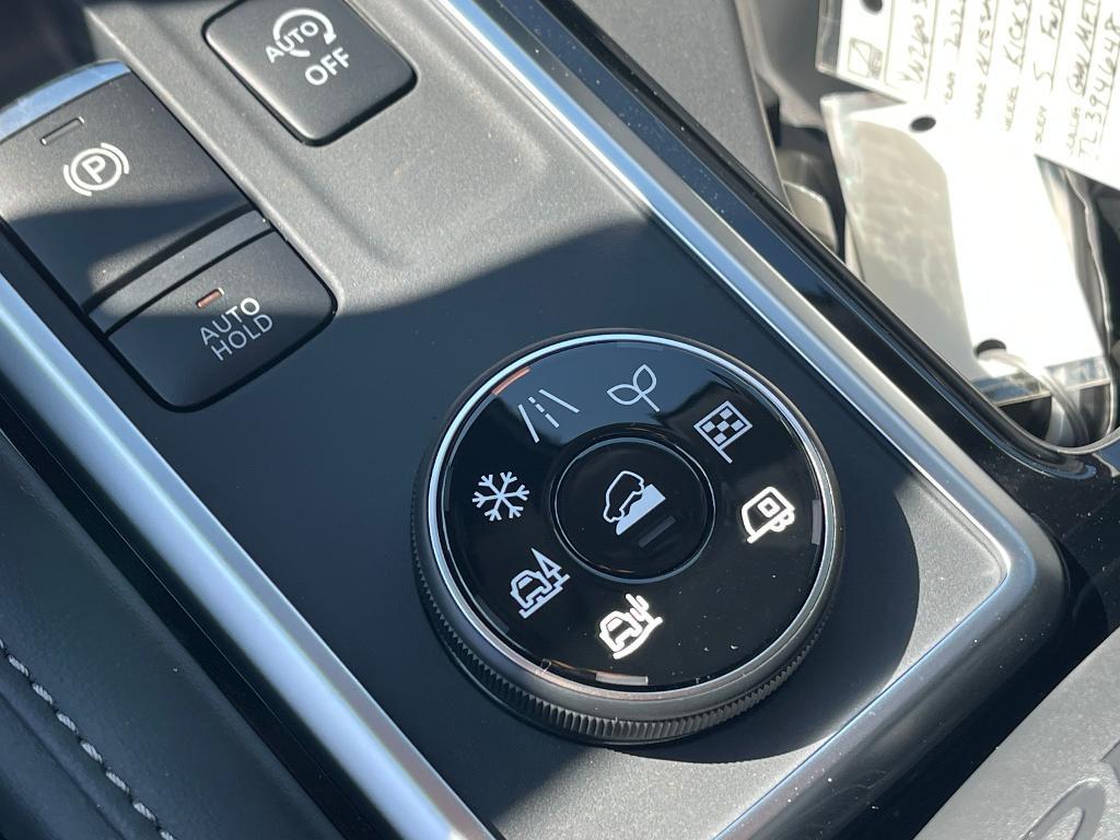 new 2026 Nissan Pathfinder car, priced at $38,525