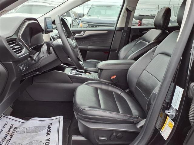 used 2022 Ford Escape car, priced at $23,884
