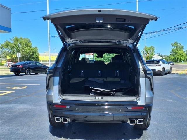 used 2024 Chevrolet Traverse car, priced at $49,689