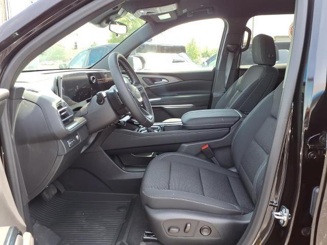 new 2026 Chevrolet Traverse car, priced at $42,079