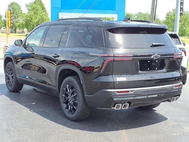 new 2026 Chevrolet Traverse car, priced at $42,079