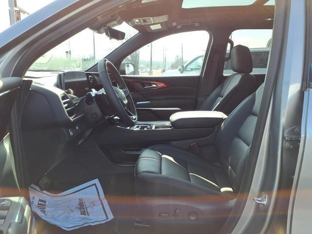 new 2026 Chevrolet Traverse car, priced at $57,220