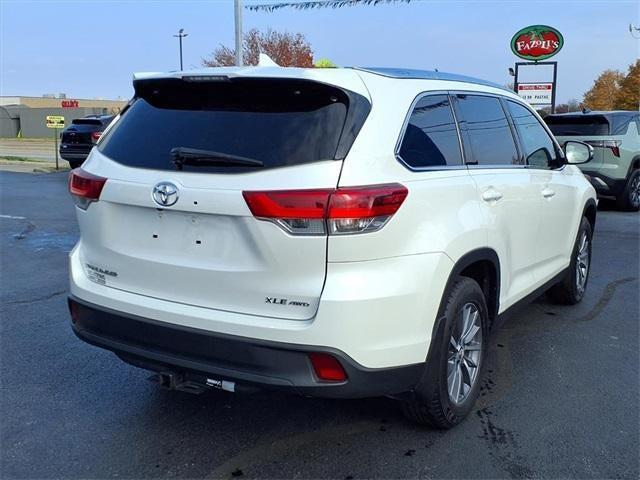 used 2019 Toyota Highlander car, priced at $29,842