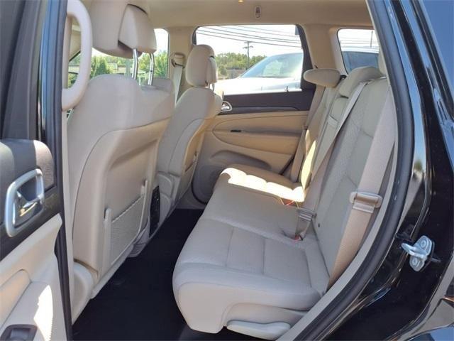 used 2021 Jeep Grand Cherokee car, priced at $19,999