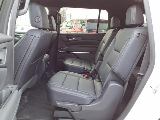 new 2026 Chevrolet Traverse car, priced at $49,195