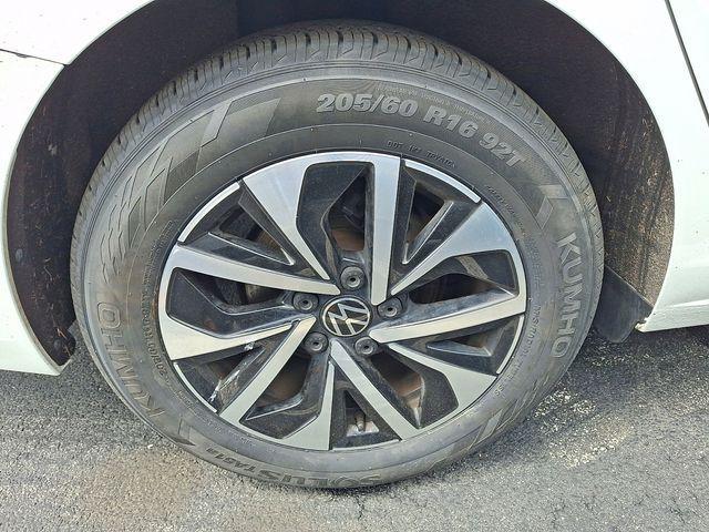 used 2023 Volkswagen Jetta car, priced at $20,795