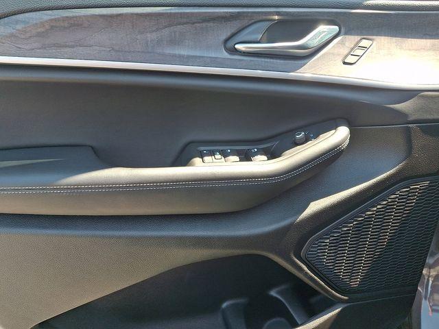 used 2025 Jeep Grand Cherokee car, priced at $41,695