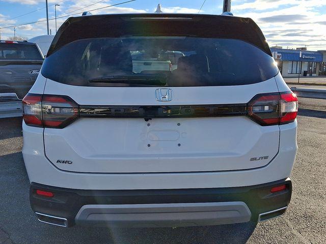 used 2023 Honda Pilot car, priced at $40,995