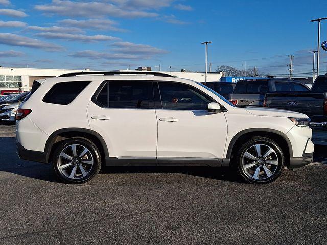 used 2023 Honda Pilot car, priced at $40,995