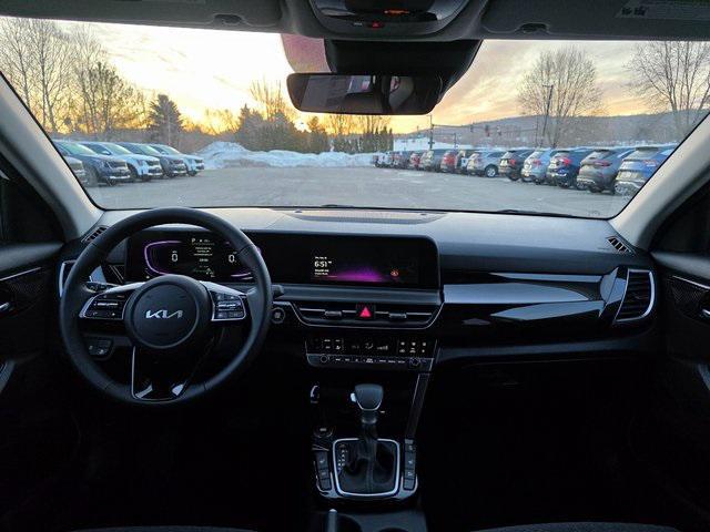 new 2026 Kia Seltos car, priced at $27,689