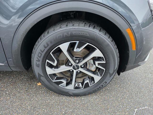 used 2023 Kia Sportage Hybrid car, priced at $20,495