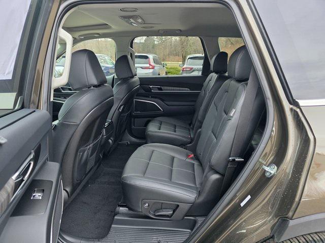 new 2025 Kia Telluride car, priced at $47,400