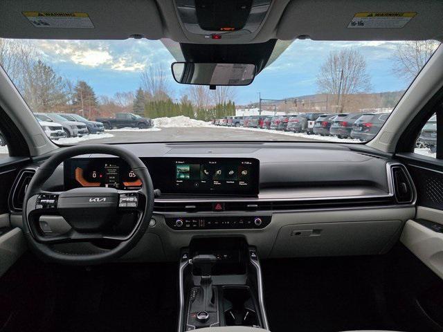 new 2026 Kia Sorento car, priced at $39,265