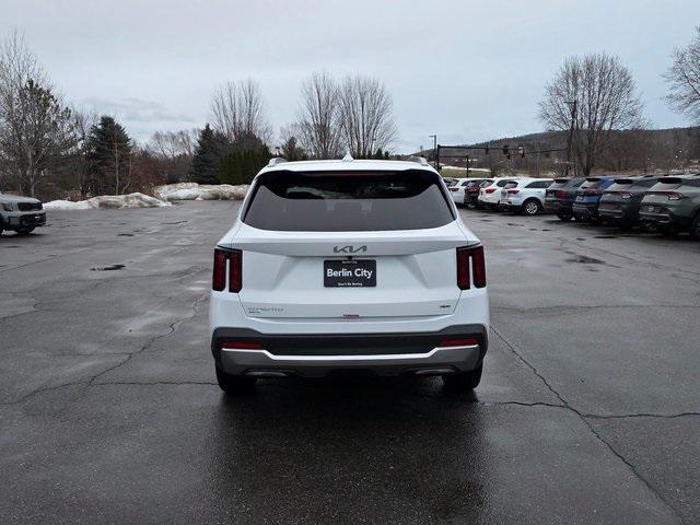 new 2026 Kia Sorento car, priced at $40,565