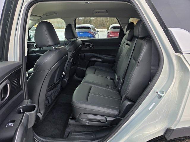 new 2026 Kia Sorento car, priced at $35,636