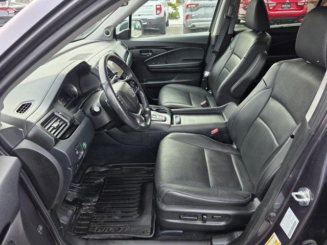 used 2022 Honda Pilot car, priced at $30,999