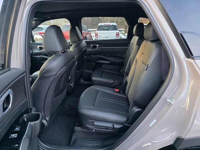 new 2026 Kia Sorento car, priced at $44,822
