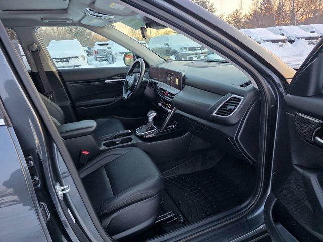 used 2024 Kia Seltos car, priced at $25,499