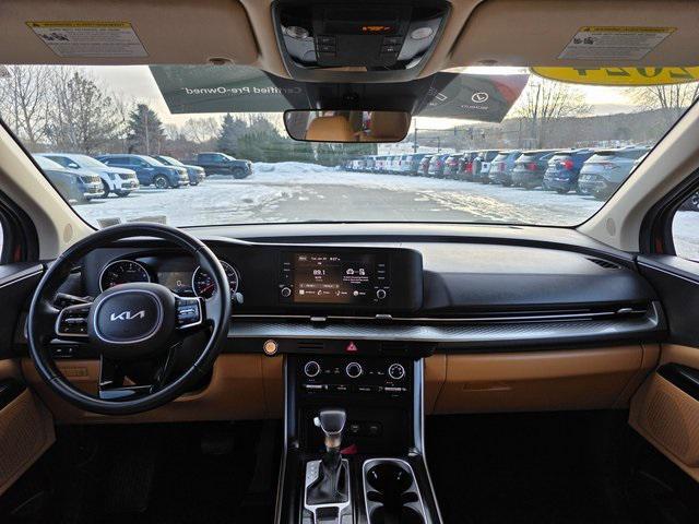 used 2024 Kia Carnival car, priced at $31,999