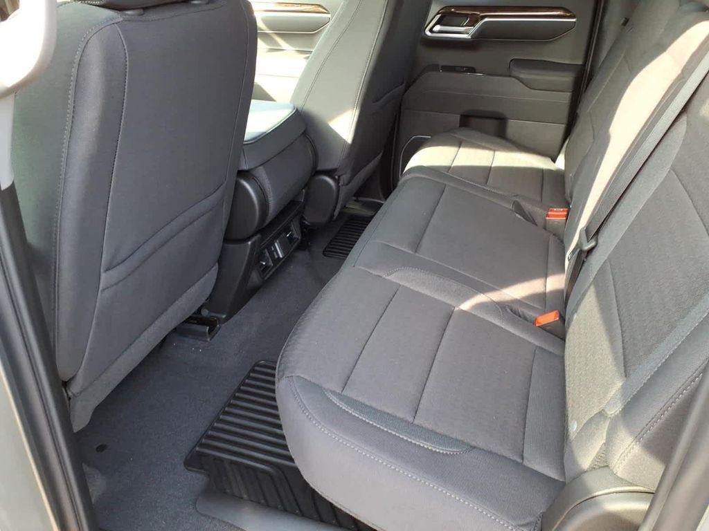 new 2026 GMC Sierra 1500 car, priced at $47,487