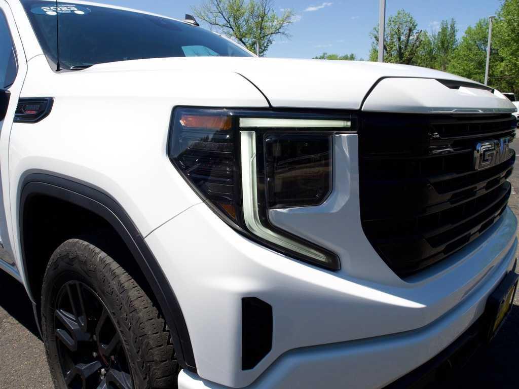 used 2023 GMC Sierra 1500 car, priced at $45,533
