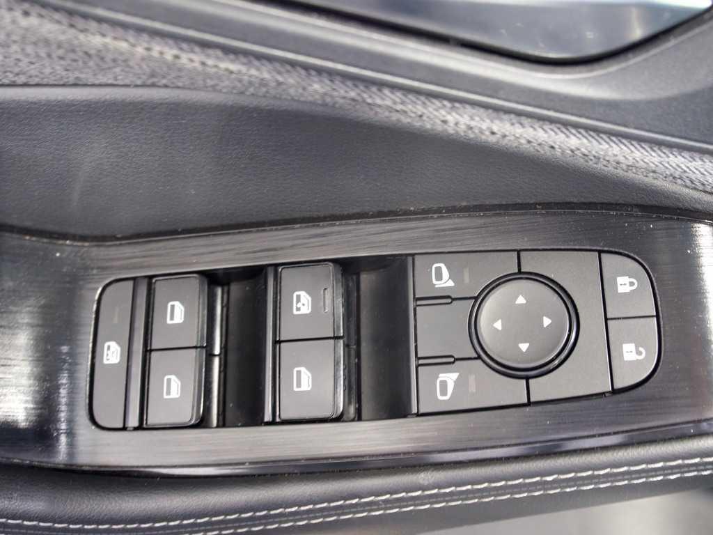 used 2022 Nissan Rogue car, priced at $23,533