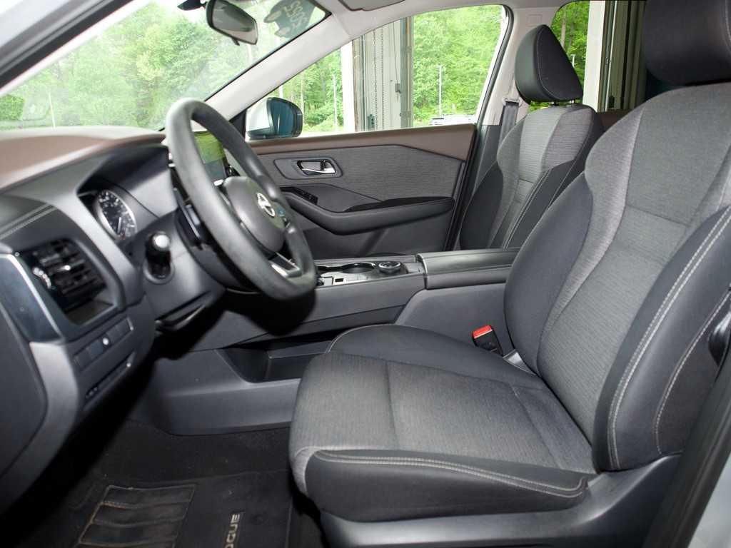 used 2022 Nissan Rogue car, priced at $23,533