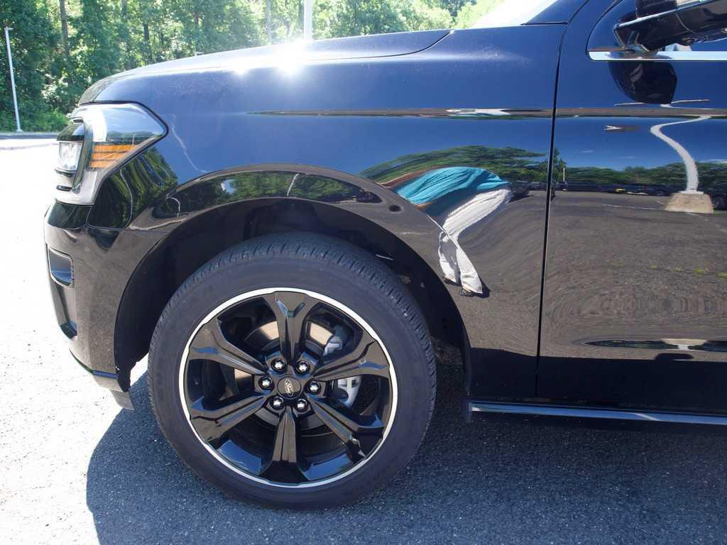 used 2022 Ford Expedition Max car, priced at $50,533