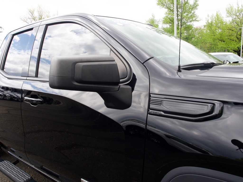used 2024 GMC Sierra 1500 car, priced at $39,533