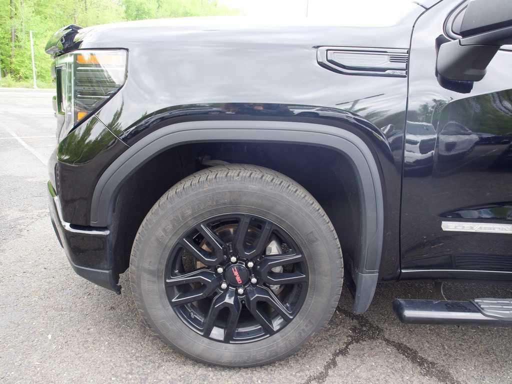 used 2024 GMC Sierra 1500 car, priced at $39,533