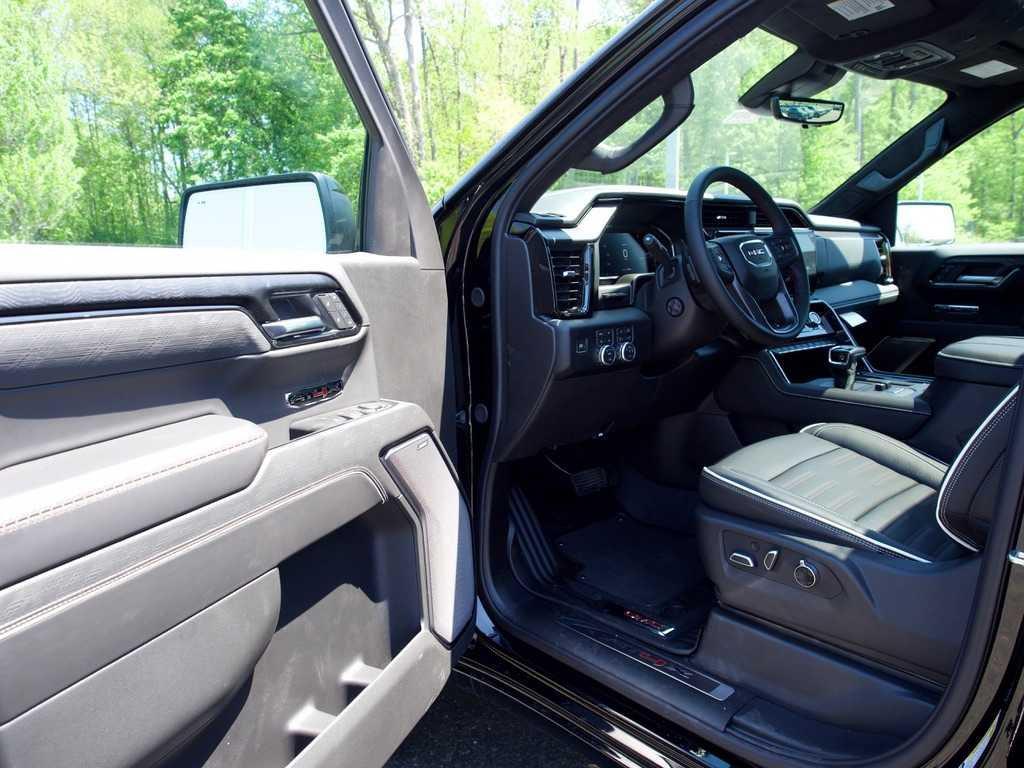new 2026 GMC Sierra 1500 car, priced at $79,327