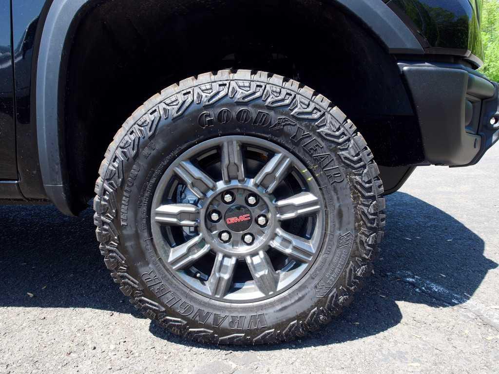 new 2026 GMC Sierra 1500 car, priced at $79,327
