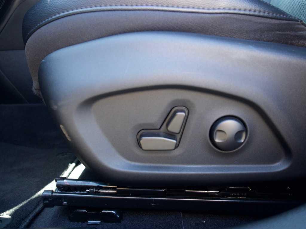 used 2022 Jeep Compass car, priced at $25,533