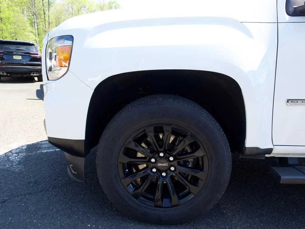 used 2021 GMC Canyon car, priced at $30,734
