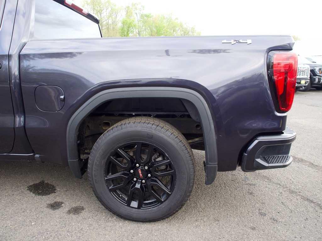 used 2022 GMC Sierra 1500 car, priced at $38,533