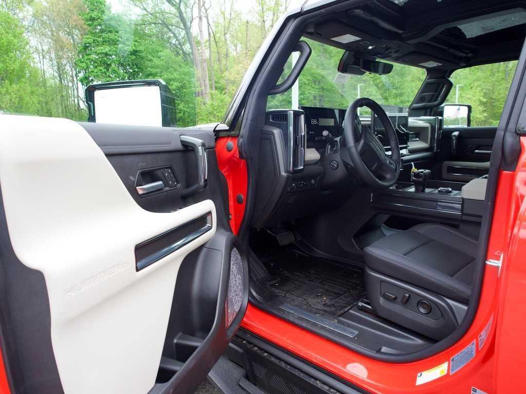 new 2026 GMC HUMMER EV Pickup car, priced at $104,066
