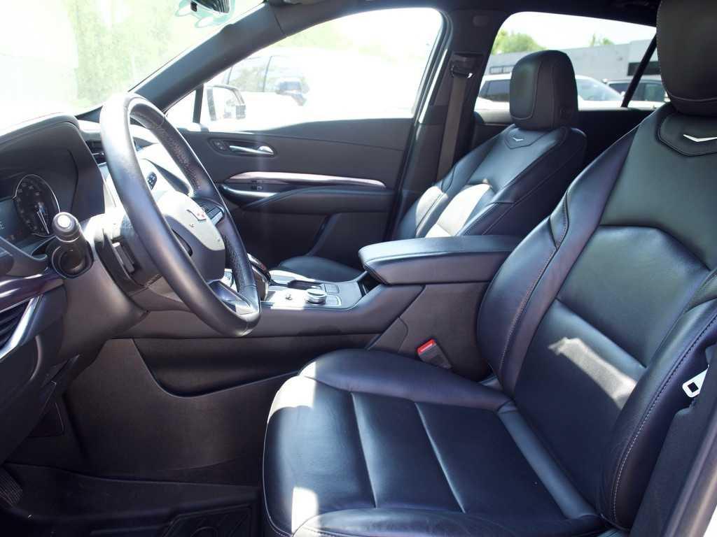 used 2022 Cadillac XT4 car, priced at $27,533