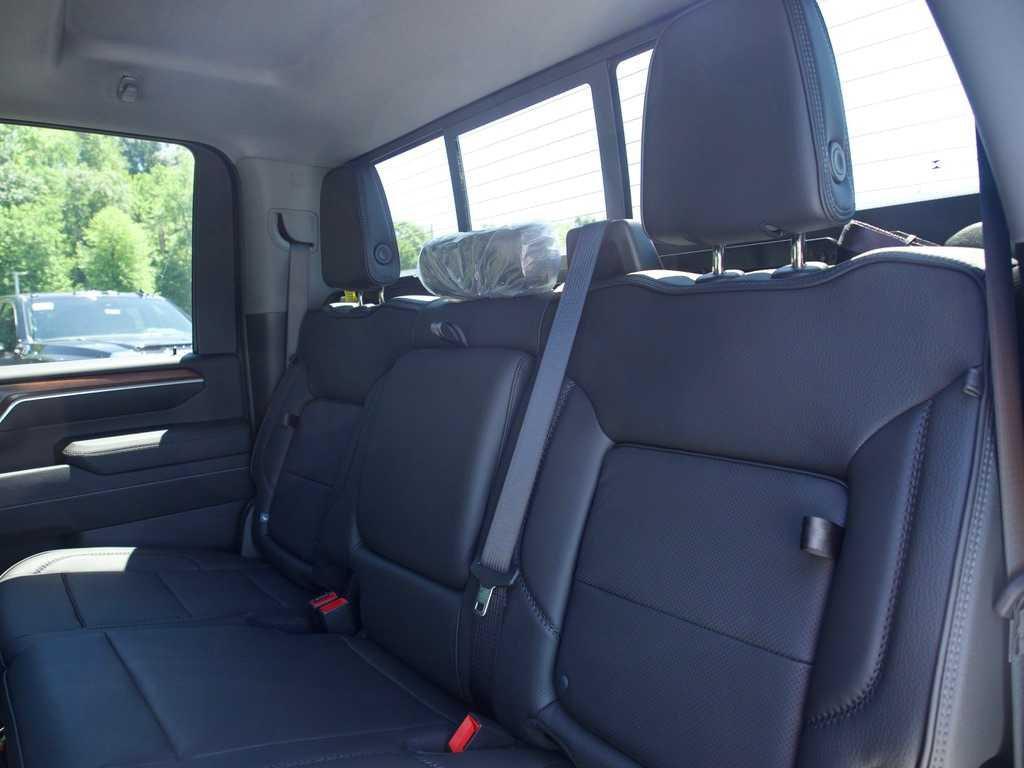 new 2026 GMC Sierra 3500 car, priced at $89,437